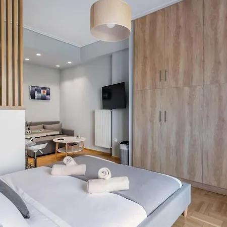 The Hostmaster Vista Loft Apartment Athens